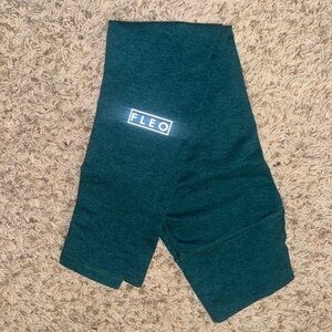 Teal el toro 25” XS leggings FLEO
Heather